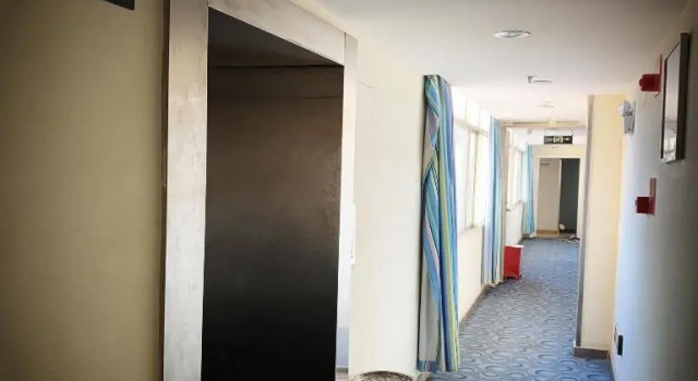 7Days Inn Kunming Changshui Airport Branch, Rezerwuj Hotel Hotele w Kunming z parkingiem, Parking