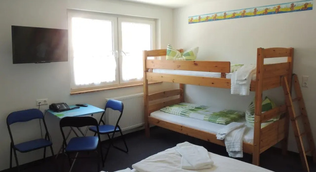 Семейный номер Standard с 2 комнатами с балконом Hotel Faxe Schwarzwälder Hof