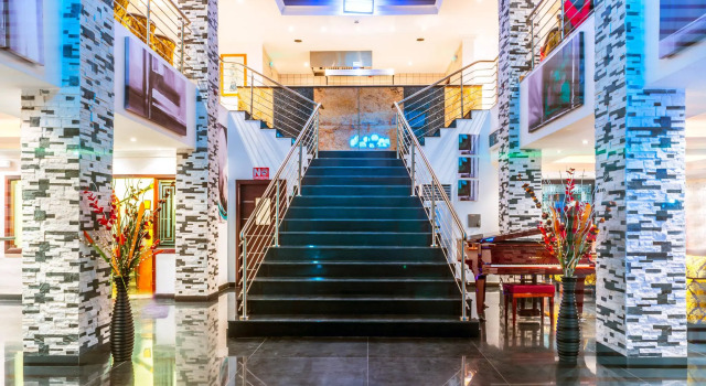 Protea Hotel by Marriott Lagos Kuramo Waters, Buchen Sie Hotel All-Inclusive-Hotels in Lagos, All Inclusive