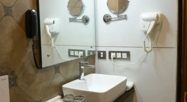 Номер Deluxe Lords Inn Jamnagar -Motikhavdi