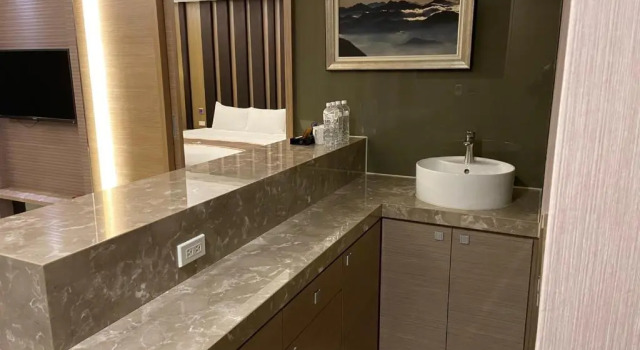 Люкс Executive Tsun Huang Hotel
