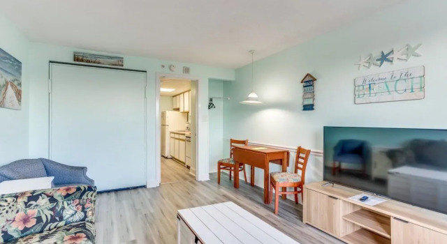 Oceanview Amazing Condo, Забронировать Апартаменты/квартира Отели Миртл-Бич с парковкой, рядом с Спортивный центр Миртл-Бич, Парковка