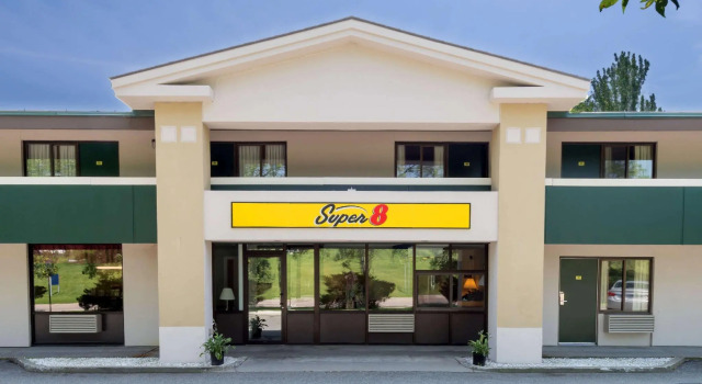 Номер Standard Super 8 by Wyndham White River Junction
