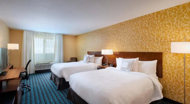 Четырёхместный номер Standard Fairfield Inn & Suites by Marriott Houston Richmond