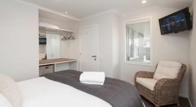 Luxury Rata Apartment - B