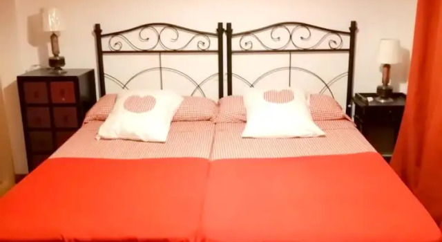 House With 4 Bedrooms in Sahagún, With Enclosed Garden and Wifi, Забронировать Отель Саагун 