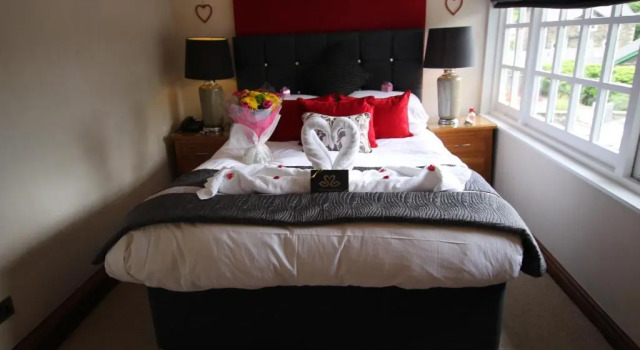 Двухместный люкс Superior Windermere Boutique Hotel Spa Suites & Hot Tubs