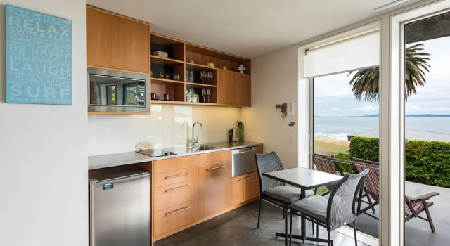 Двухместный люкс с видом на океан Golden Sand Beachfront, Cable Bay Stays, Cable Bay, Northland