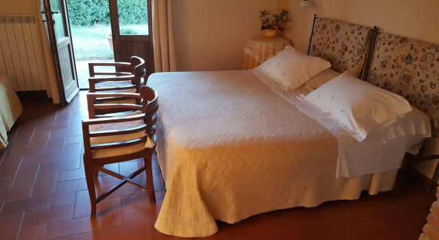 Agriturismo Bio Aia della Colonna, Book Farm Stay Roccalbegna 