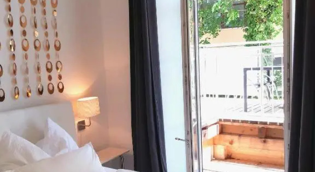 Номер Standard Kristall, Doppelzimmer mit Balkon in Toplage, Zentrum