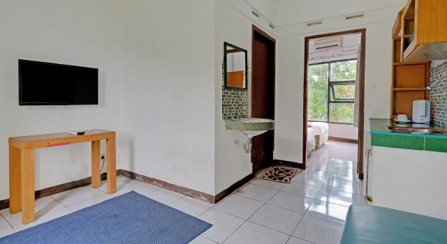 Suite Super OYO Capital O 91810 Hotel Balebat 2
