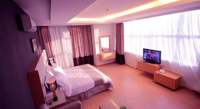 Meera Suites