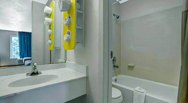 Номер Standard Motel 6-Raleigh, NC - North