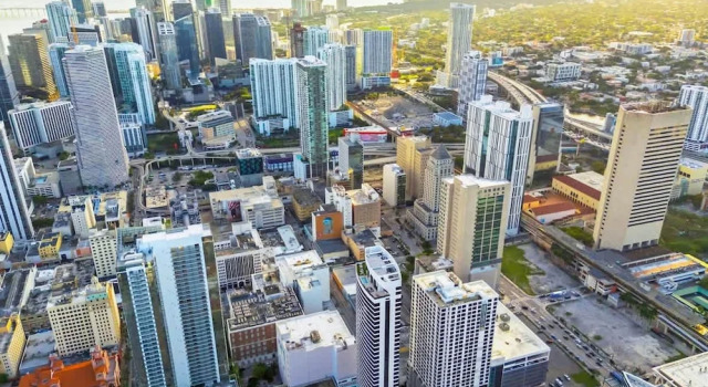 Апартаменты Miami Skyline 1BR Sleeps 4 With Elite Amenities