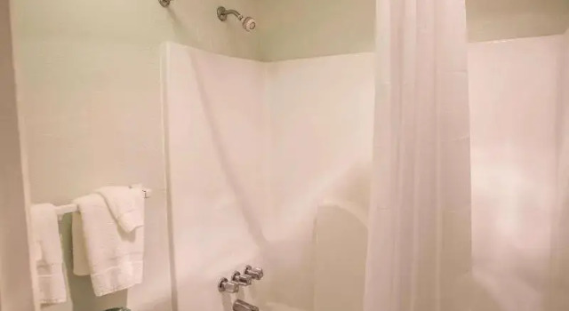 Люкс Econo Lodge Crystal Coast