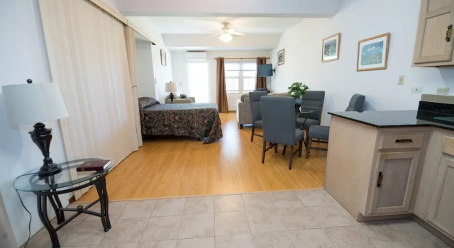Студия Comfort Windsong Guest Apartments