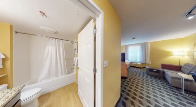 Люкс Deluxe Residences at International Place