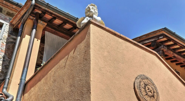 OASI LIGNANA Country Chic Apartments, nestled in a 40-hectare estate, Book Apartment Hotels in Pescia with Parking, Parking