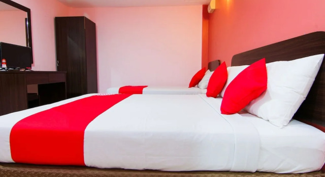Номер Deluxe OYO 11343 Hotel Putra Iskandar