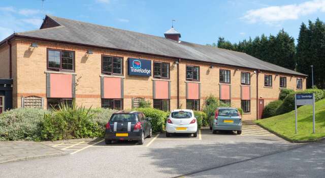 Travelodge Newcastle Airport, Забронировать Отель Ньюкасл-апон-Тайн Тайн и Уир