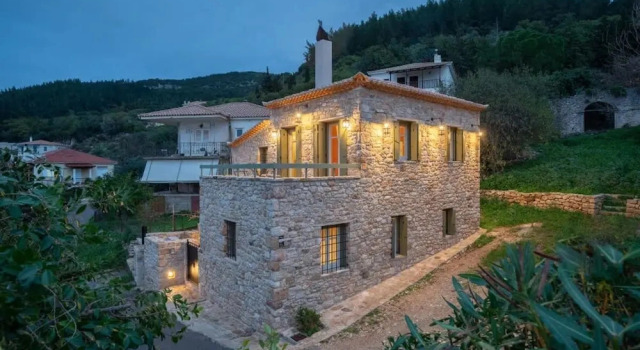 Kyparissia Aries Stone Maisonette Panoramic Views