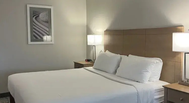 Номер Economy Riverside Hotel