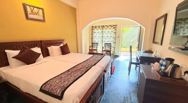 Двухместный номер Deluxe с видом на сад Raj Palace Resort