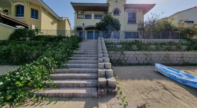 Palm Jumeirah Stunning 4BHK Villa, Забронировать Вилла Виллы Дубая, Вилла