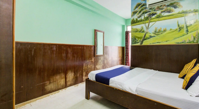 SPOT ON 75971 Golden Guest House