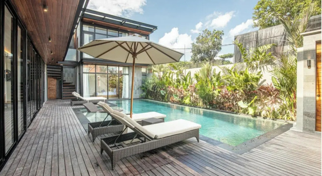 Luxe 6BR Villa, 400m From Canggu Shore, Rezervovat Vila Chaty v Bali, Chalupa
