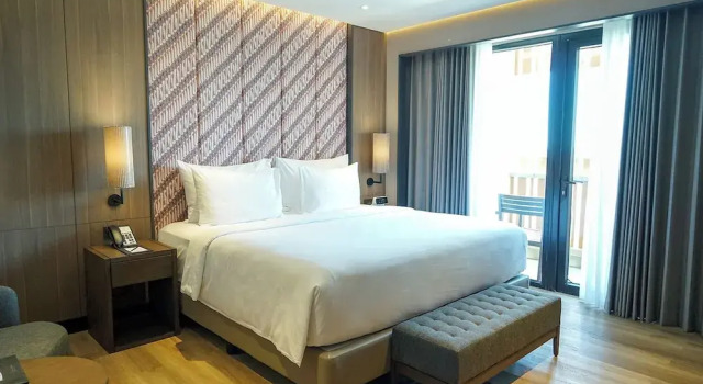 Полулюкс Swiss-Belhotel Airport Yogyakarta