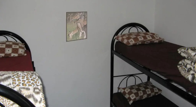 Кровать в общем номере Rosebank Boarding Hostel