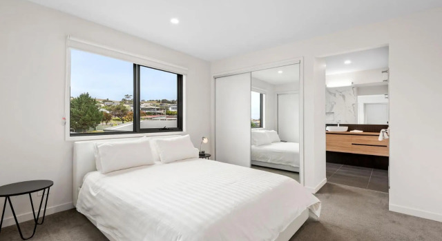 Just Perfection, Prenota Hotel  