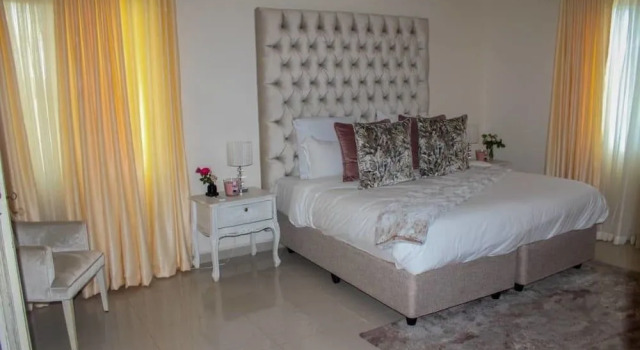 Villa Emile Events and hire, Book Villa Hotels in Lusaka with Parking, Parking