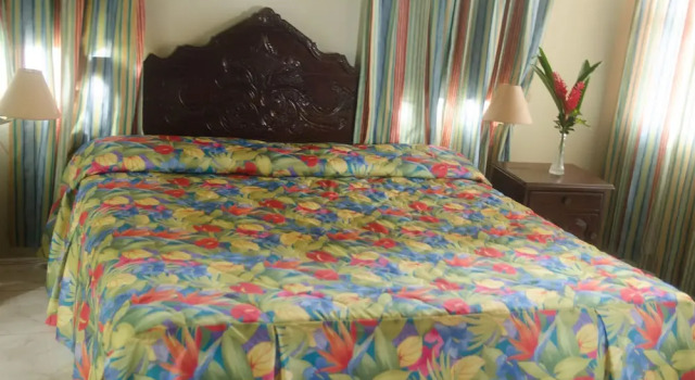 Двухместный номер Comfort с балконом и рядом с пляжем Ocean Crest Villa