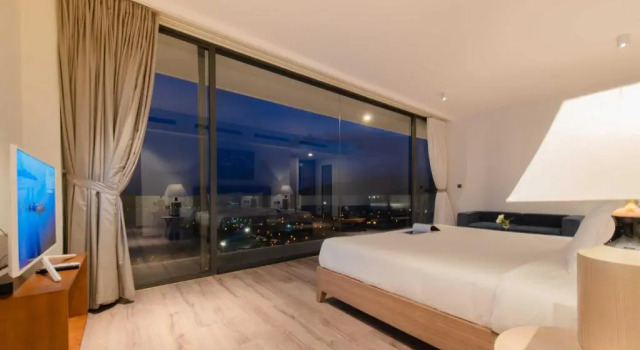 Вилла Ocean Front Villa Nha Trang