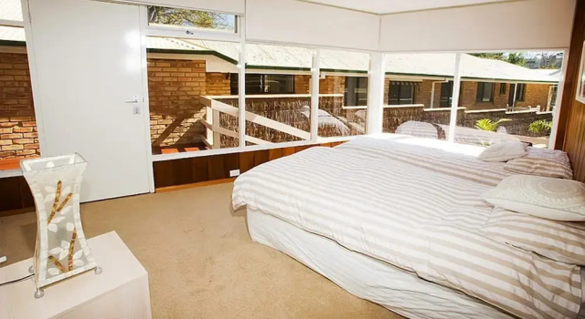 Beach House Units - 1, Book Apartment Cowes 