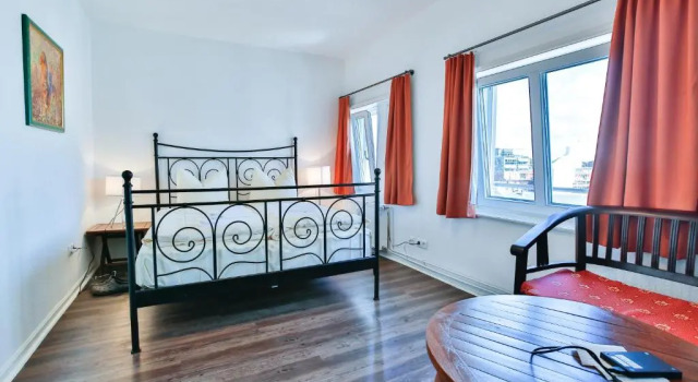 Апартаменты c 1 комнатой Riverside Apartments