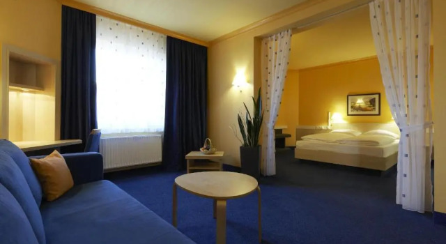 Полулюкс B&B HOTEL Kassel-Wilhelmshöhe