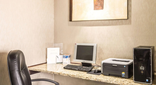 Grand Villa Hotel West Plains, Varaa Hotelli West Plains Ozark
