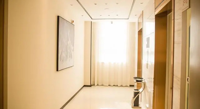 City Comfort lnn Dayi High-speed Railway Station, Boek Hotel Hotels in Chengdu met parkeren, Parkeren