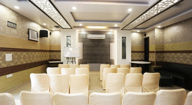 Capital O 1391 Hotel Pushpa Vilas
