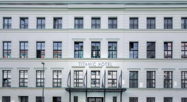 TITANIC Gendarmenmarkt Berlin