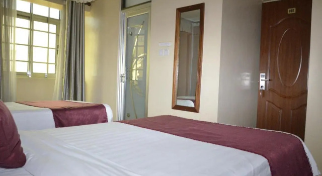 Трёхместный номер Standard Decasa Hotel