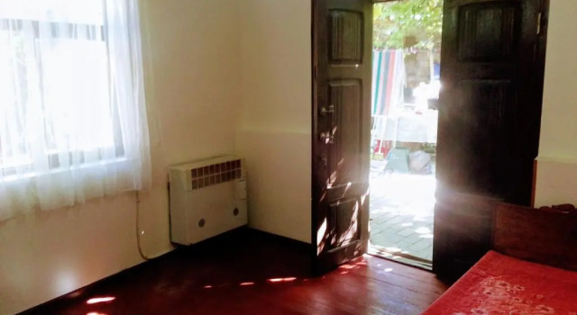 Room On Mazniashvili Str. 18