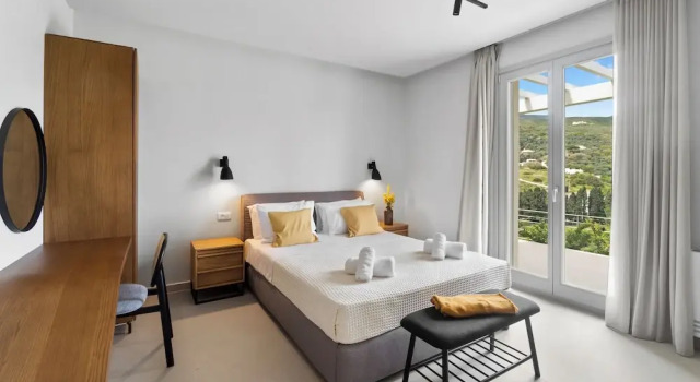 Suite Home Villas with Private Pools by Explore Andros, Prenota Residence Hotel a Andro con piscina, Piscina