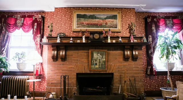 Brownsville Road House Bed & Breakfast, Book Hotel North Park Pennsylvania