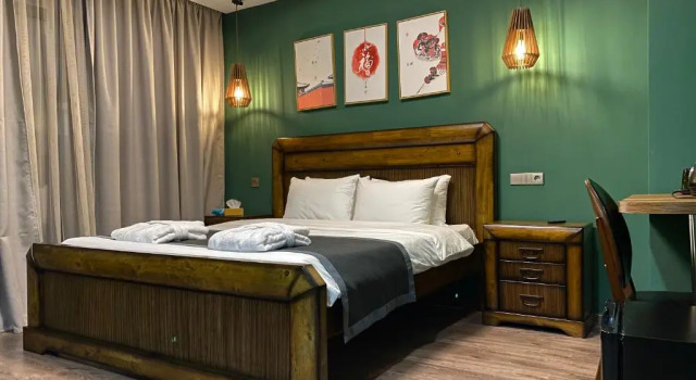 Hotel Linge, Varaa Hotelli Vake Tbilisi