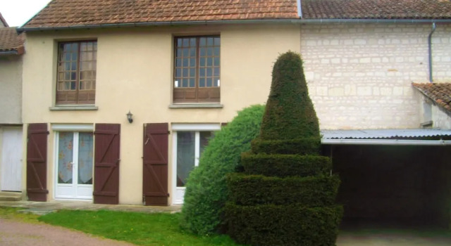 House With 2 Bedrooms in Bournand, With Furnished Garden and Wifi, Забронировать Отель Бурнан Вьен