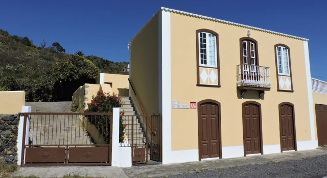 Casa Monterrey 85, en Tigalate, Забронировать Отель Отели Масо с парковкой, Парковка